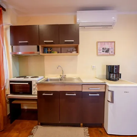 Dora's Happy Corfu (city)