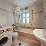 Dora's Happy Apartamento