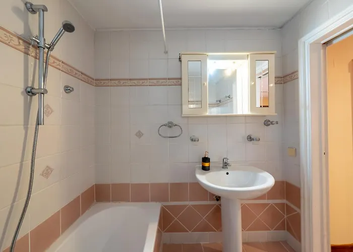 Dora's Happy Appartement